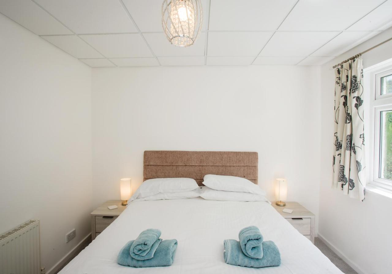 Harbour Apartment At 6 Dolphin Court With Parking Brixham Luaran gambar